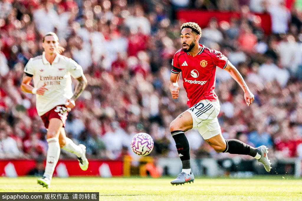 英超-新援均哑火卡拉菲奥里破门 曼联遭开门黑0-1阿森纳