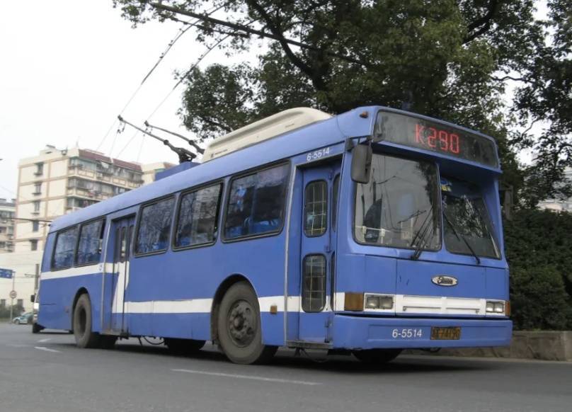 真的要说再见！杭州：今晚，最后一班！不少人的青春回忆…